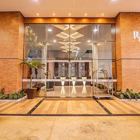 ホテル Ramada By Wyndham Manaus Torres Center エクステリア 写真